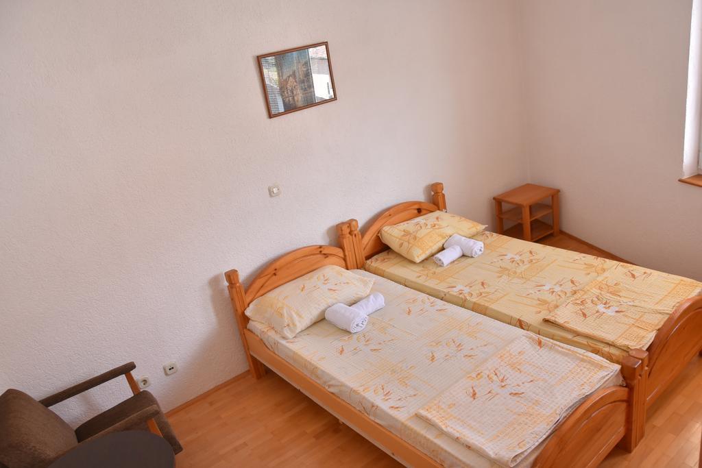 Apartment And Studio Damjan Ohrid Exterior photo